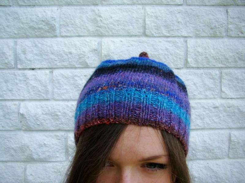 Original beautiful hand-knit hat