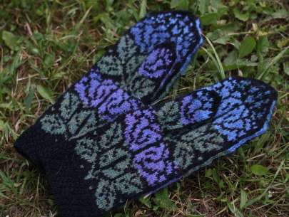 Original, hand knitted, warm, woolen Mittens "Bluebells"